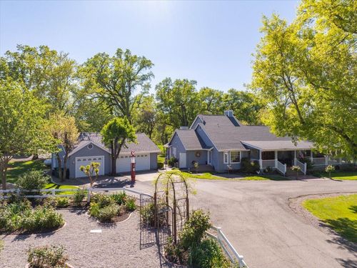 23897 Old 44 Dr, Millville, CA, 96062-9519 | Card Image