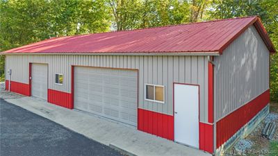 5315 W Prospect Road, Home with 3 bedrooms, 2 bathrooms and null parking in Hanover IN | Image 3