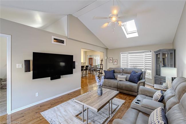 125 Woodlawn Ave, House other with 4 bedrooms, 2 bathrooms and 3 parking in Brantford ON | Image 29