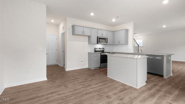 Kitchen | Image 11