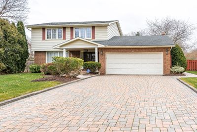 12 Kenmore Cres, House other with 4 bedrooms, 3 bathrooms and 8 parking in Saint Catharines ON | Image 3