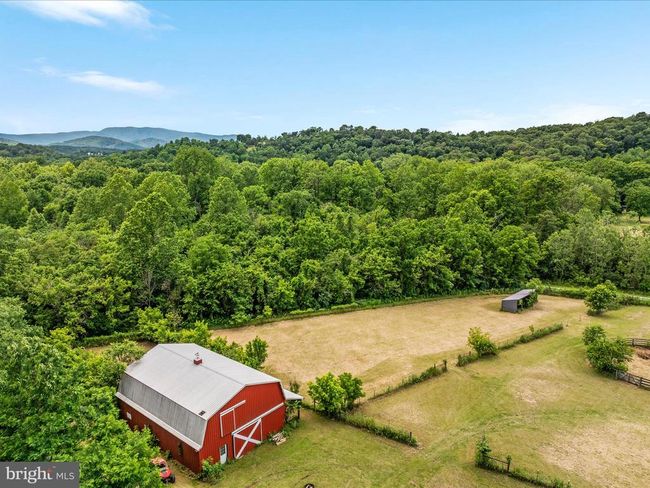 400 Deer Run Cir, House other with 4 bedrooms, 4 bathrooms and null parking in Front Royal VA | Image 36