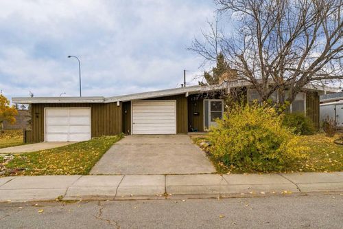 132 Lake Wapta Rise Se, Calgary, AB, T2J2M9 | Card Image