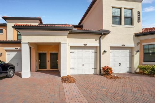 203-10042 Crooked Creek Dr, Venice, FL, 34293-7387 | Card Image