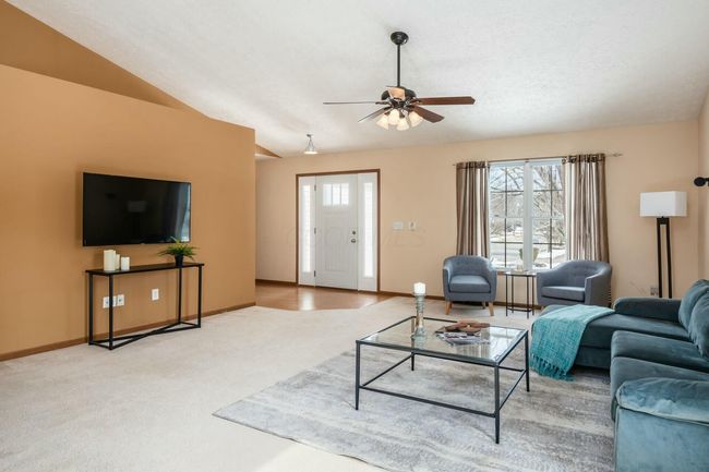 1107 Insco Loop, House other with 3 bedrooms, 2 bathrooms and null parking in Blacklick OH | Image 7