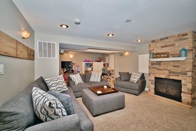 6313 Colton Ridge Ct, House other with 3 bedrooms, 3 bathrooms and null parking in Plainfield IL | Image 38