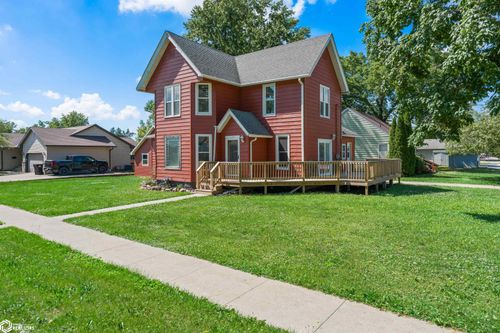 135 K Ave, Nevada, IA, 50201-1818 | Card Image