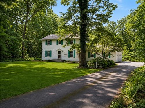 100 Stony Ln, Exeter, RI, 02822-2702 | Card Image