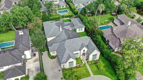 247 Piney Point Rd, Piney Point Village, TX, 77024-7302 | Card Image
