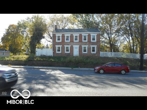 7716-7718 Michigan Rd, Indianapolis, IN, 46268-2324 | Card Image
