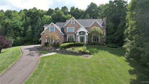 7316 Dartmoor Xing, Fayetteville, NY, 13066-2476 | Card Image