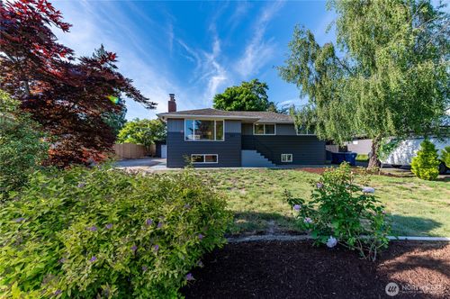931 Vanjan St, Snohomish, WA, 98290-2155 | Card Image