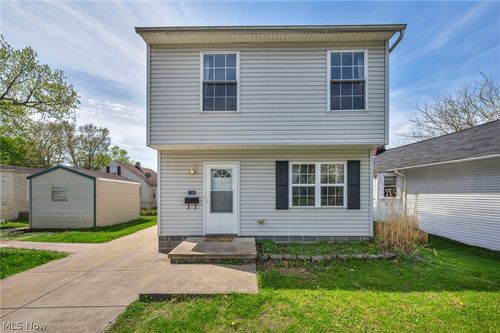 1086 Peach Blvd, Willoughby, OH, 44094-7153 | Card Image