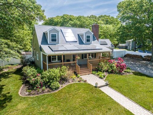 3 Windmill Rd, Buzzards Bay, MA, 02532-2904 | Card Image