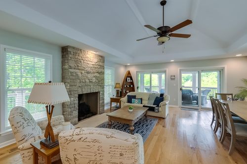 343 Ron Clar Drive, Lancaster, KY, 40444 | Card Image