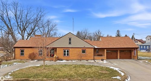 704 W Washington Blvd, Washington, IA, 52353-1644 | Card Image