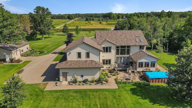 824 Main St W, House other with 4 bedrooms, 4 bathrooms and null parking in Saint Stephen MN | Image 73