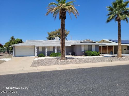 10536 W Snead Dr, Sun City, AZ, 85351-4130 | Card Image