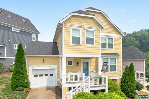 250 Huntley Ave, CHARLOTTESVILLE, VA, 22903-2988 | Card Image