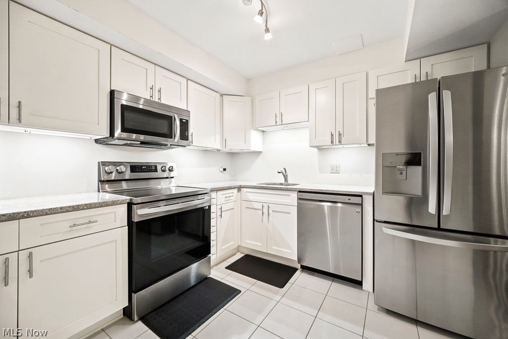 Residential in Fairview Park 4