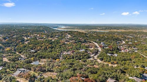 7601 White Oak Dr, Lago Vista, TX, 78645-4628 | Card Image