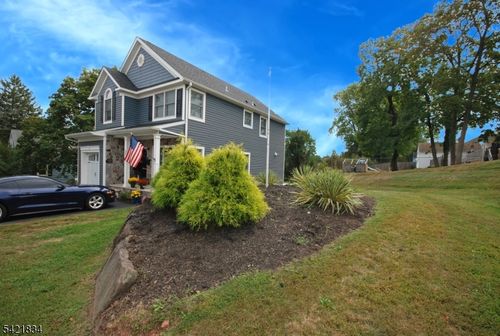 30 Capner St, Flemington, NJ, 08822-1322 | Card Image