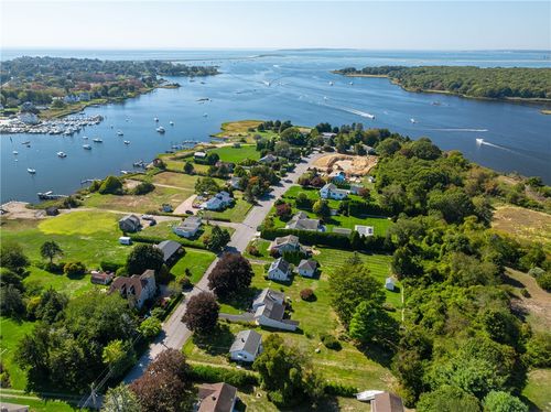 9 Champlin Dr, Westerly, RI, 02891-5007 | Card Image