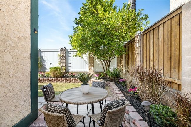 G - 2715 Vanderbilt Ln, Townhouse with 2 bedrooms, 3 bathrooms and 2 parking in Redondo Beach CA | Image 5