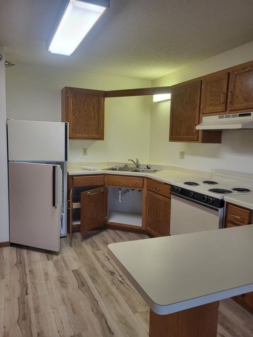 6-609 Main Street S, Renville, MN, 56284 | Card Image