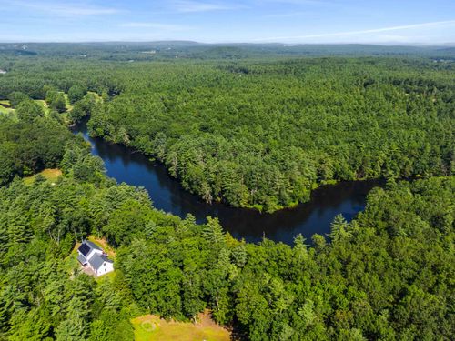 2 Matties Way, Hollis, NH, 03049-6531 | Card Image