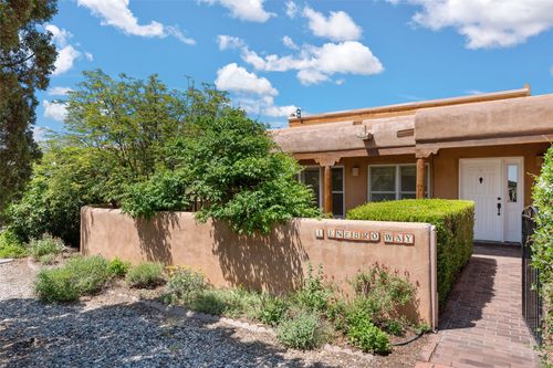 1 Enebro Way, Santa Fe, NM, 87508-2119 | Card Image