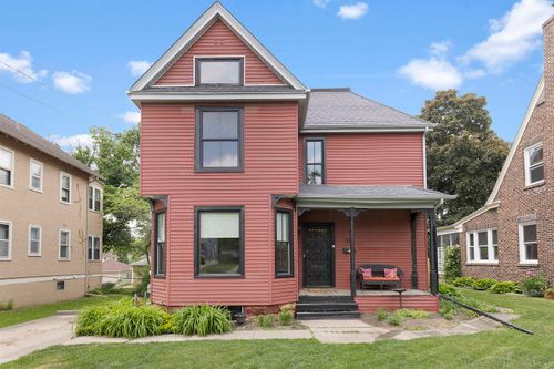218 N London Ave, Rockford, IL, 61107-4425 | Card Image