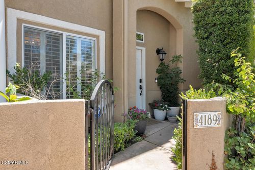 4189 Mountainpark Ct, Moorpark, CA, 93021-3745 | Card Image