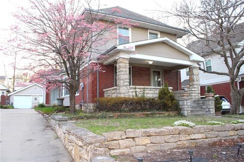 4130 Mercier St, Kansas City, MO, 64111-4153 | Card Image