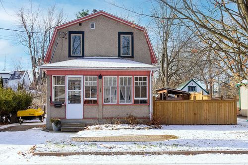 74 Beckwith St E, Perth, ON, K7H1C1 | Card Image