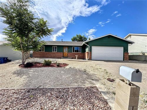 612 Harding Ave, Canon City, CO, 81212-2067 | Card Image