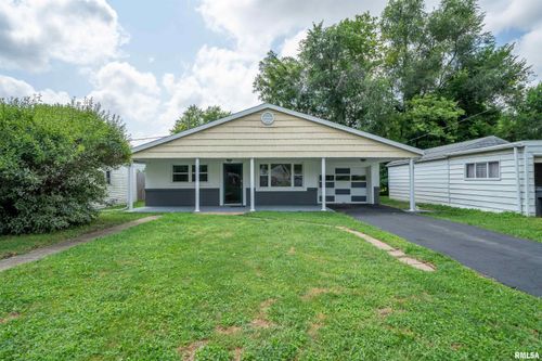 123 Callender St, East Peoria, IL, 61611-2906 | Card Image