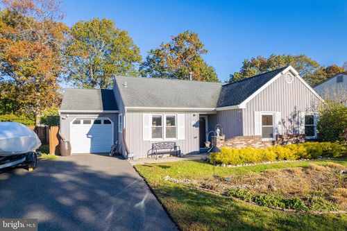 185 Liberty Bell Rd, Toms River, NJ, 08755-1718 | Card Image