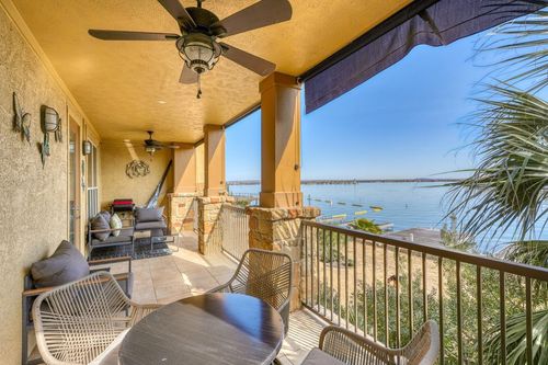 unit-12-98 Island Dr, Horseshoe Bay, TX, 78657-6169 | Card Image