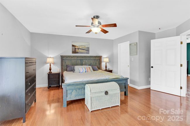 Primary Bedroom | Image 16