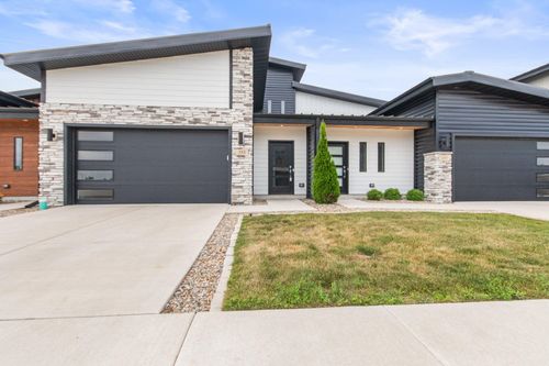 255 Nomo Place, Crown Point, IN, 46307 | Card Image