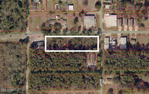 1227 34th St, Gulfport, MS, 39501-6346 | Card Image