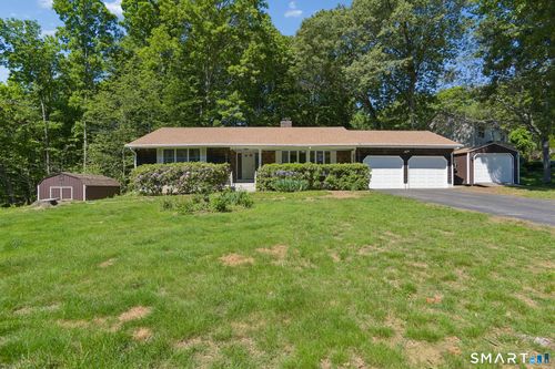 10 Chris Dr, Uncasville, CT, 06382-1137 | Card Image