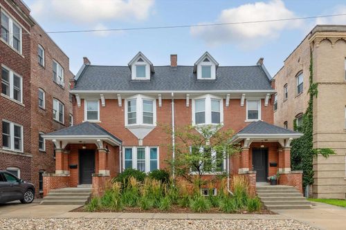 512 S 31 Street, Omaha, NE, 68105 | Card Image