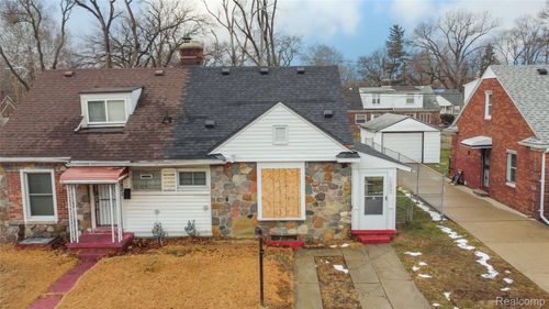 15825 Pinehurst St, Detroit, MI, 48238-1016 | Card Image