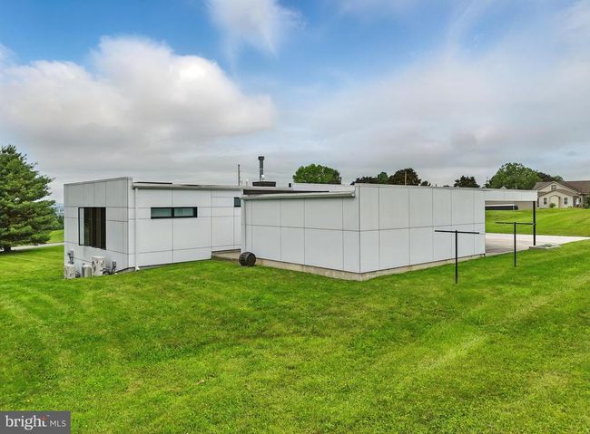 317 Clearview Ave, Home with 2 bedrooms, 2 bathrooms and null parking in Nazareth PA | Image 73