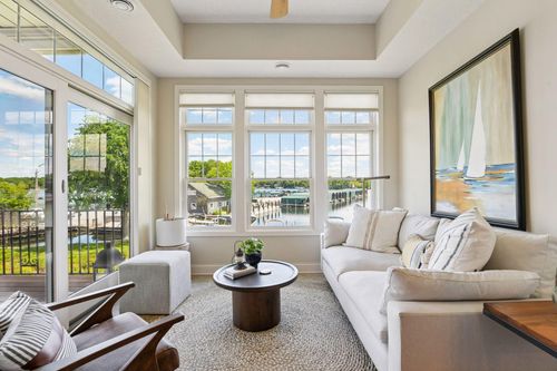 apt-16-21957 Minnetonka Blvd, Greenwood, MN, 55331-5605 | Card Image