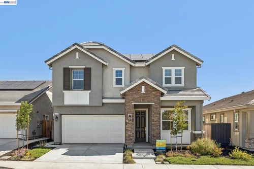 1528 Millennium Way, Fairfield, CA, 94533-7161 | Card Image