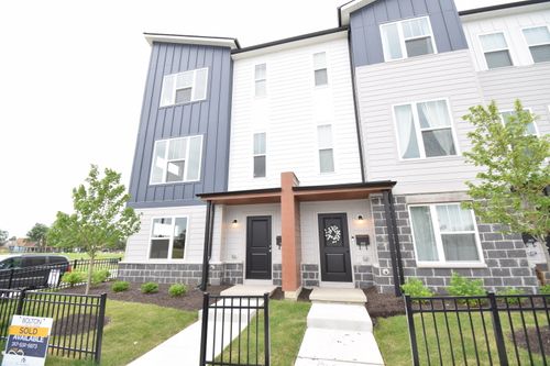 2933 Bolton Square Blvd, Indianapolis, IN, 46222-4756 | Card Image