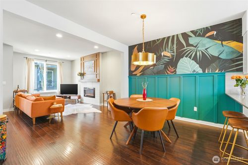 n2-14913 48th Ave W, Edmonds, WA, 98026-4464 | Card Image